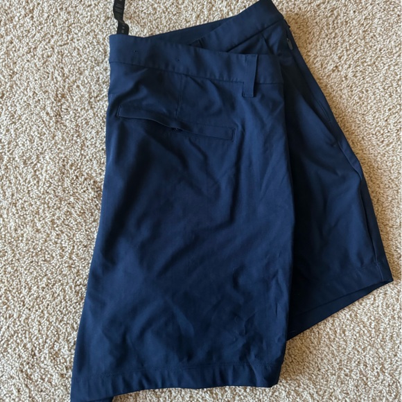 lululemon shorts - Picture 2 of 2